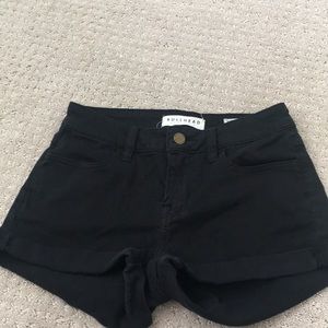 Bullhead Denim Co. mid-rise denim shorts. Size 25.